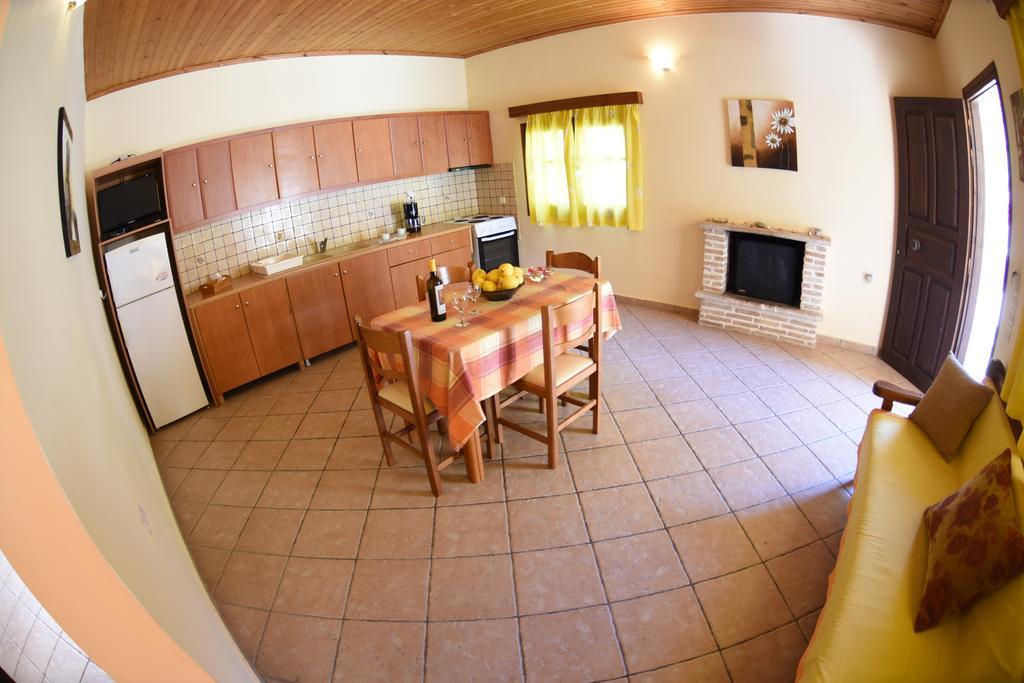 Yannis' Village Keri Zewnętrze zdjęcie