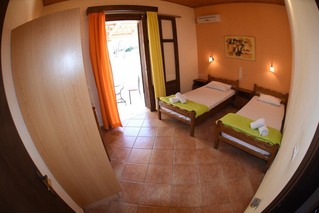 Yannis' Village Keri Zewnętrze zdjęcie